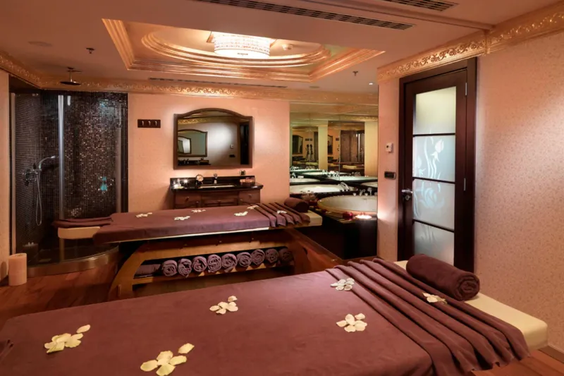 Your Istanbul Layover Is a Wellness Opportunity: The Biohacker's Guide to All-Night Spa Strategy